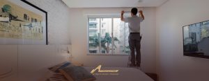 Por que investir em cortinas e persianas sob medida