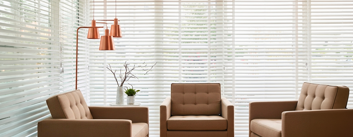 benefícios das cortinas e persianas sob medida